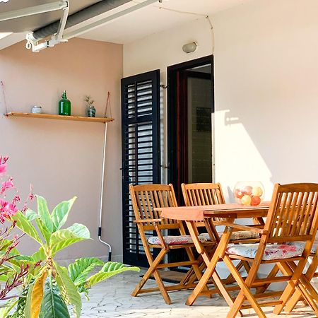 Apartmani Sincic 普拉 外观 照片